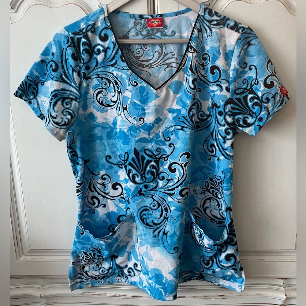 Dickies Scrub Top